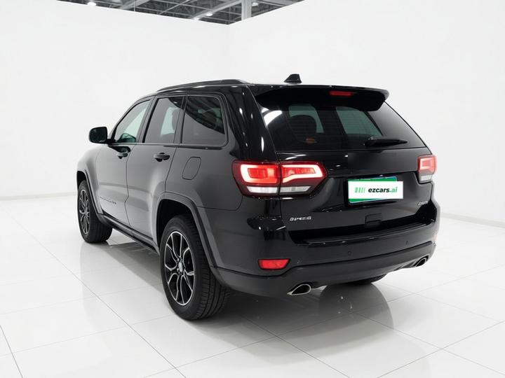 Grand Cherokee Imported 2020 3.0L Elite photo 4