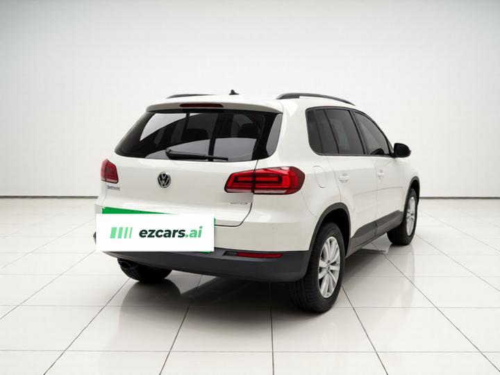 Tiguan 2016 300TSI AT RWD photo 6
