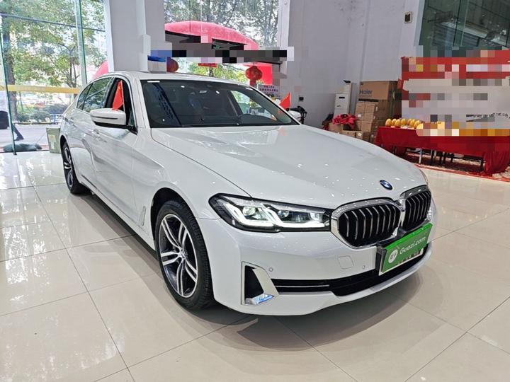 5 Series 2023 530Li Leading Luxury photo 3