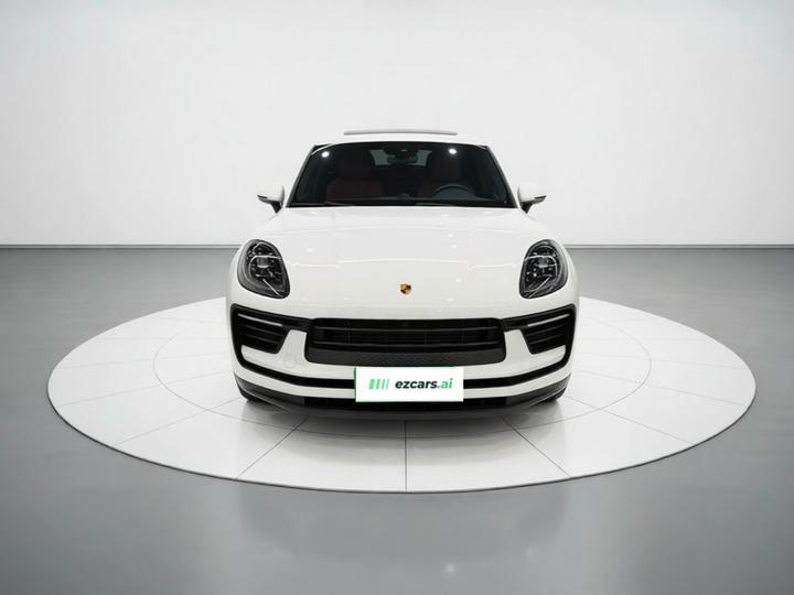 2023 Macan 2.0T photo 2