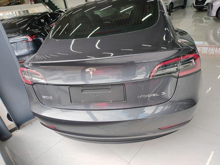 Model 3 2020 Standard Range RWD Upgraded photo 3