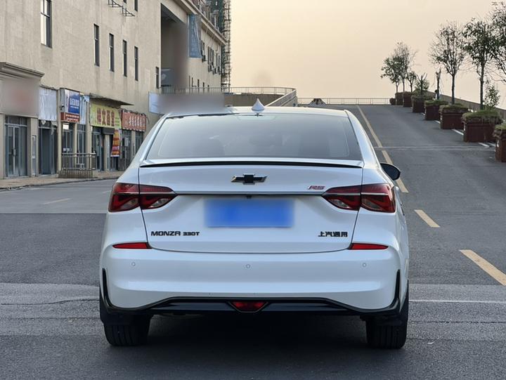 Cruze 2019 RS 330T AT China VI photo 4