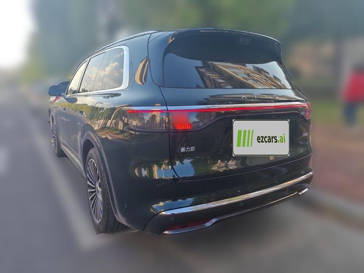HIMA AITO M8 2025 EREV Max+ 53.4kWh 6-Seater 192-Line LiDAR photo 4