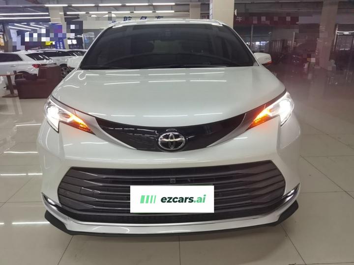 Sienna 2024 2.5L Hybrid AWD Premium photo 2