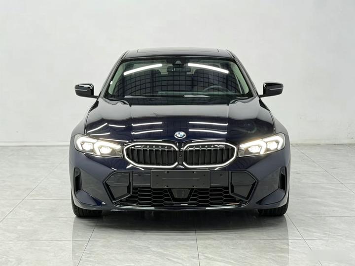 3 Series 2025 330Li M M Sport Night Package photo 2