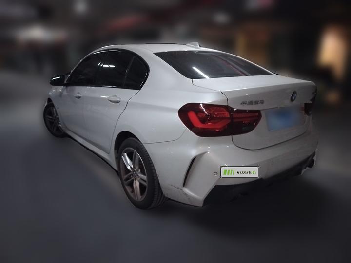 1 Series 2023 120i M Sport photo 4