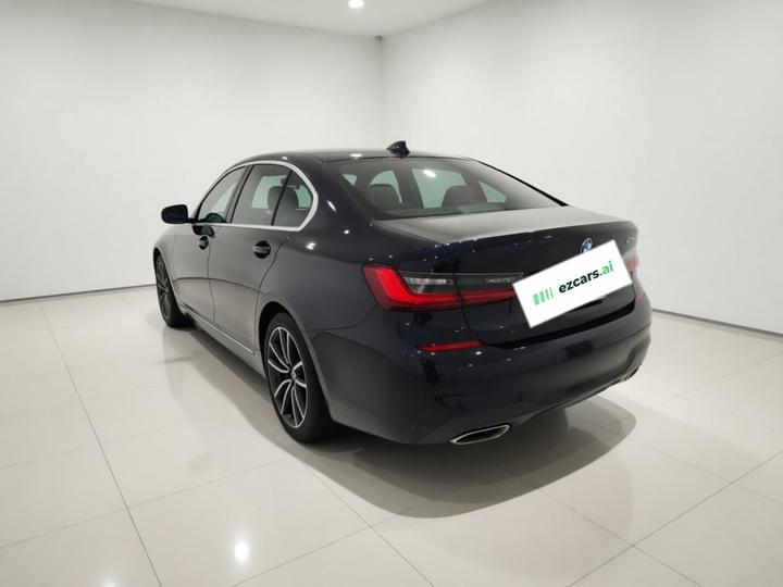 3 Series 2022 325Li M Sport Package photo 4