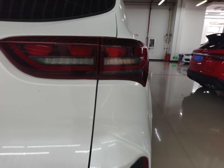 X70S 2022 1.5T DCT 7-Seater photo 7