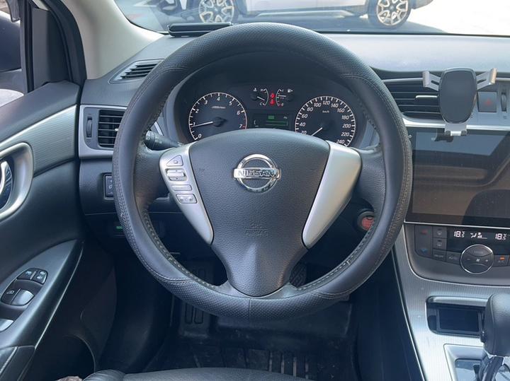 Sylphy 2014 1.6XV CVT Exclusive photo 3