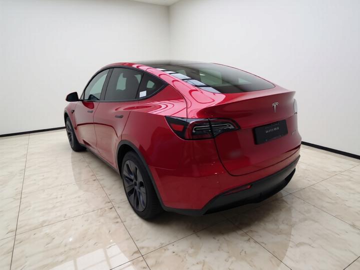 Model Y 2024 RWD photo 4