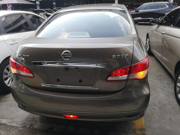 Sylphy 2012 Classic 1.6XE AT Comfort photo 5
