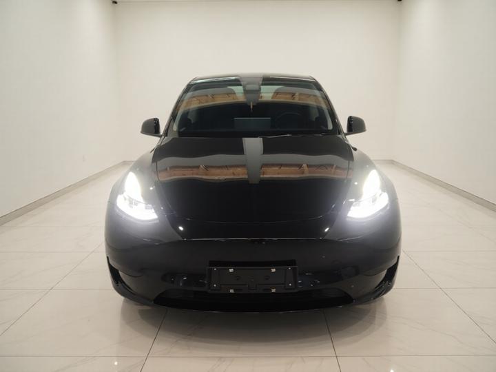 Model Y 2023 RWD photo 2