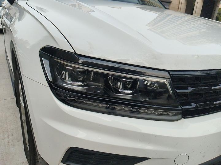 Tiguan L 2017 330TSI AT RWD photo 7