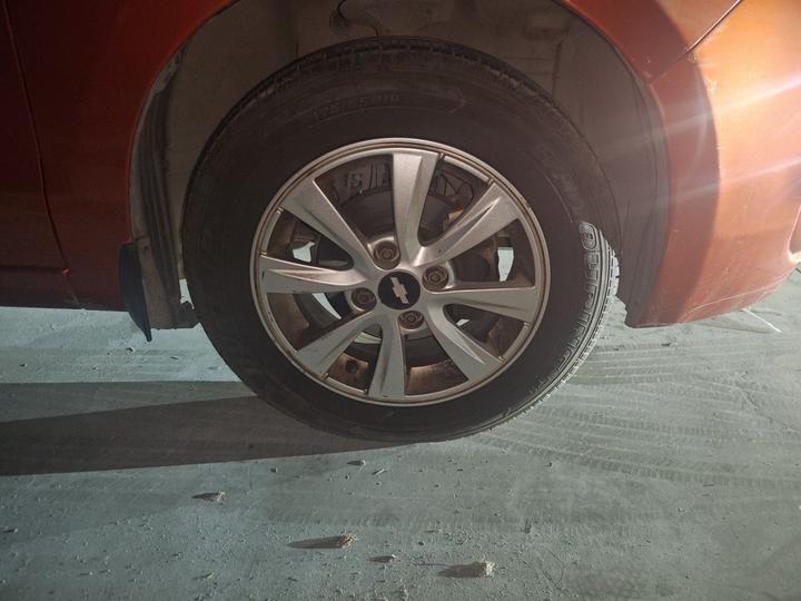 2013 Sedan 1.4L MT Li Auto photo 8