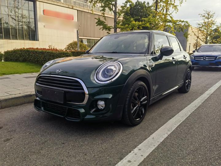 2018 1.5T COOPER 5-Door