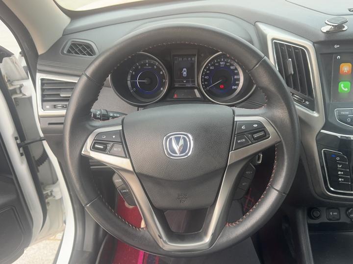 CS35 2017 1.6L MT Luxury photo 6