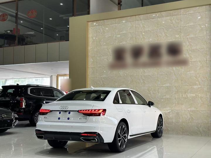 A4L 2026 200 Enjoy 40 TFSI Luxury Dynamic photo 2