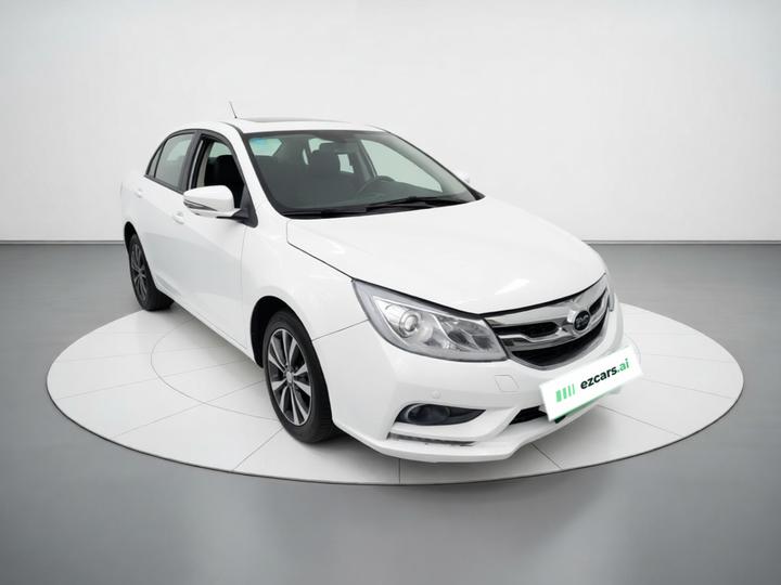 2015 1.5L MT Comfort photo 3