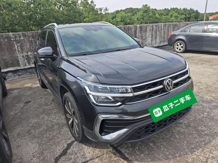 Tharu 2023 300TSI RWD photo 3