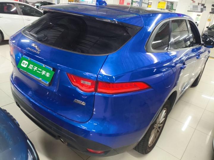 F-PACE 2018 2.0T AWD Exclusive photo 4