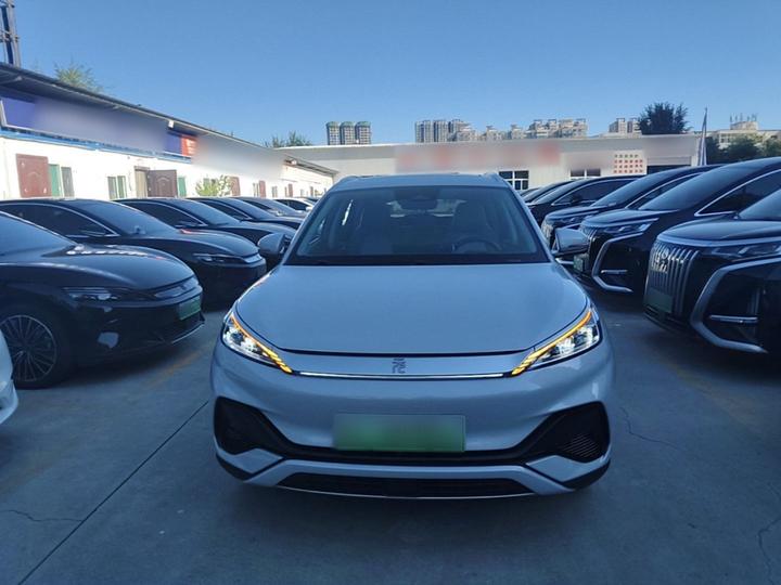 Yuan PLUS 2024 Honor 510KM photo 2