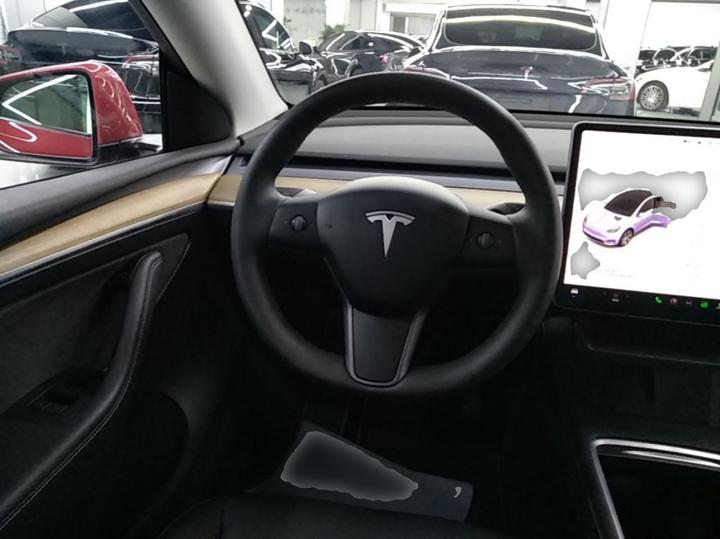 Model Y 2021 Standard Range RWD photo 6
