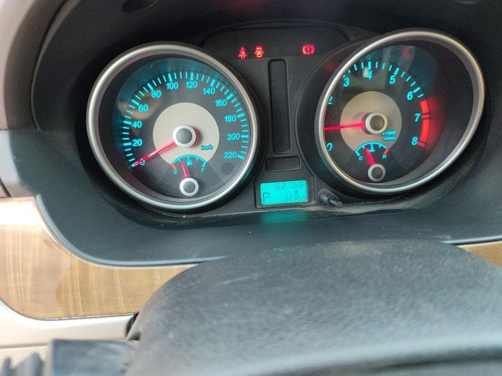 Excelle 2015 1.5L AT Classic photo 2
