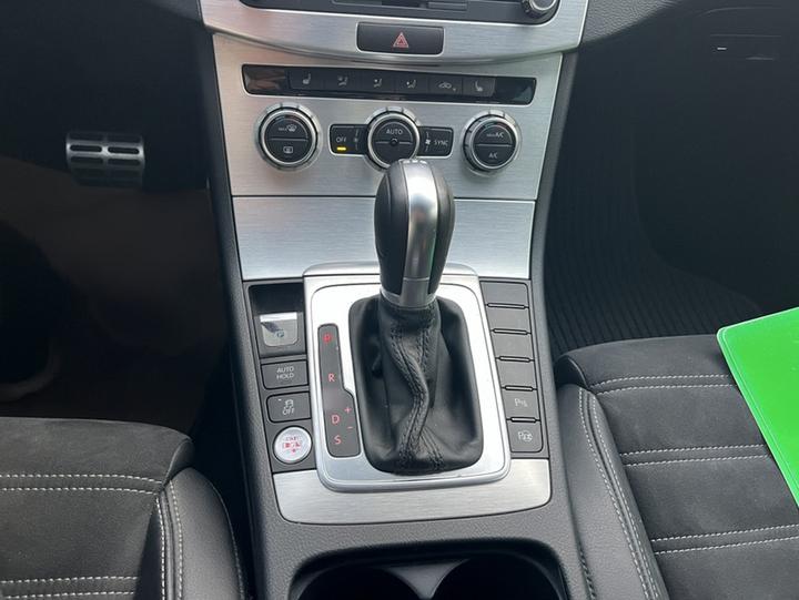 FAW-Volkswagen CC 2013 1.8TSI Luxury photo 6