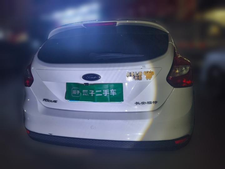 Focus 2012 Hatchback 1.6L AT photo 5