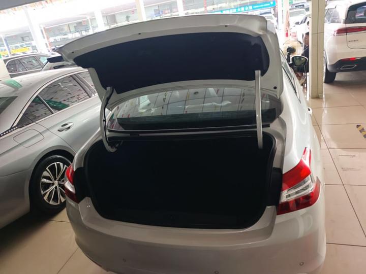 408 2018 Facelift 1.8L AT Luxury photo 8