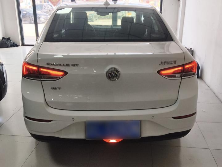 Excelle 2019 18T AT Elite China VI photo 3