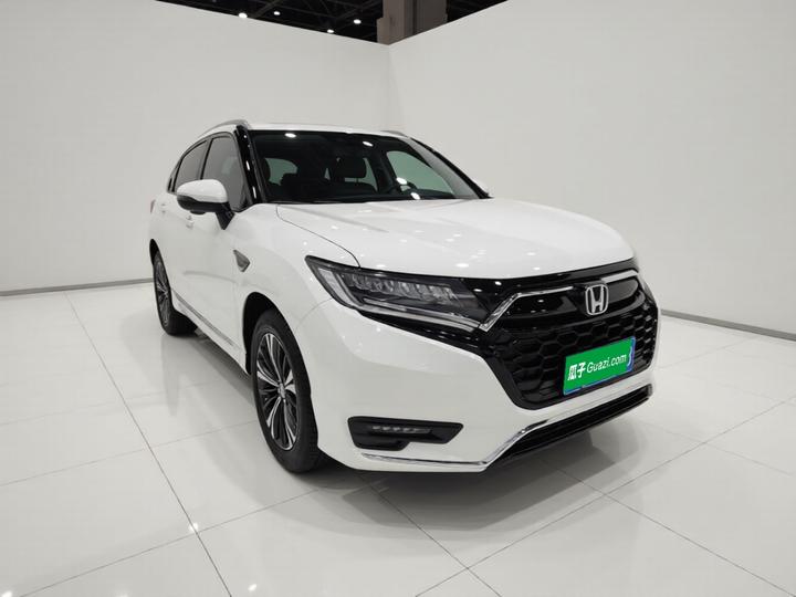 UR-V 2020 370TURBO RWD photo 3