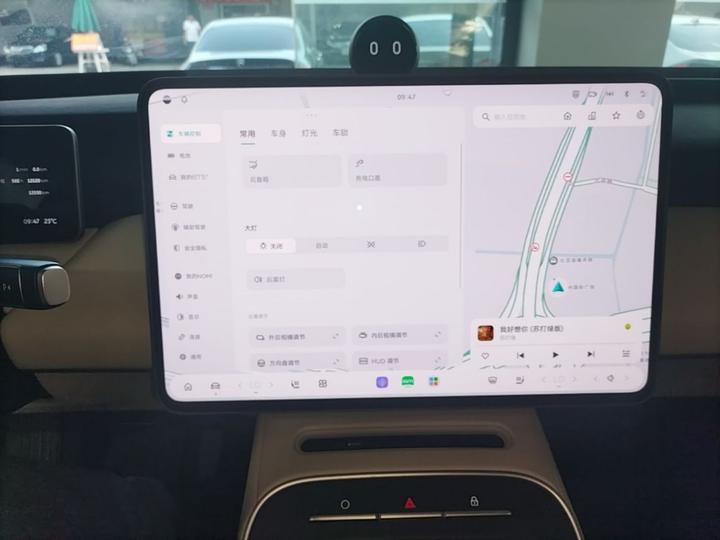 ET5T 2025 75kWh Touring photo 5