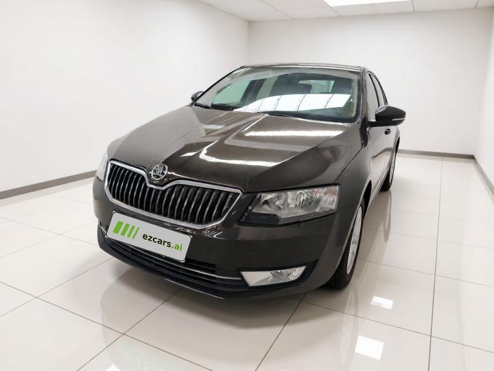 Octavia 2015 1.6L AT