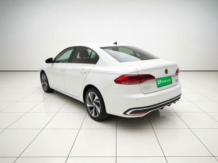 Bora 2023 200TSI DSGPRO photo 4