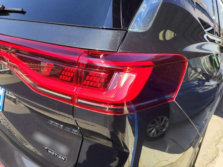2021 380TSI AWD Luxury Pro photo 7