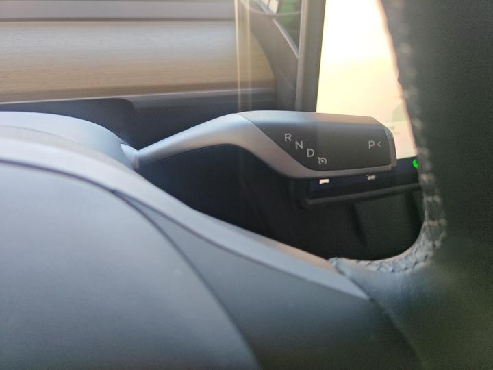 Model Y 2022 Facelift Long Range AWD photo 6