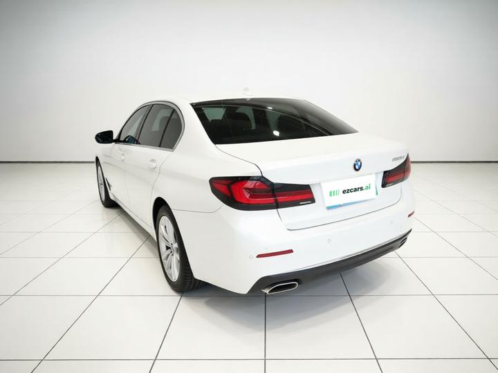 5 Series 2021 525Li Luxury photo 4