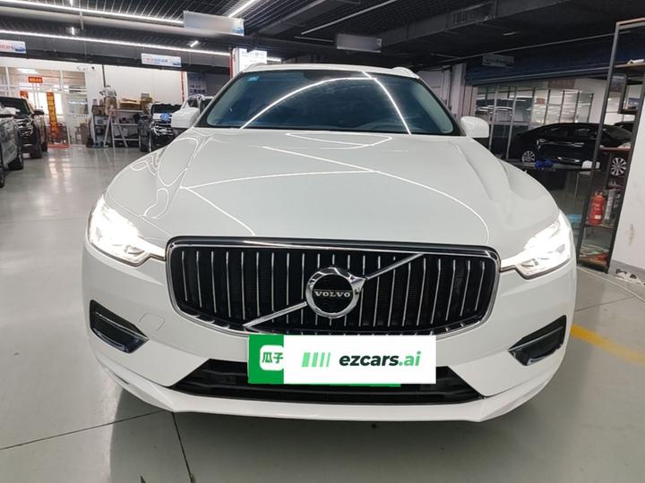XC60 2021 T5 AWD Luxury photo 2