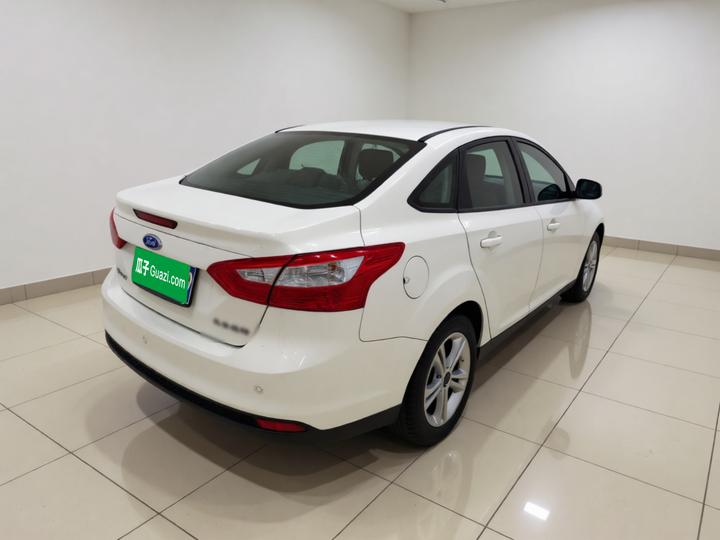 Focus 2012 Sedan 1.6L AT photo 6