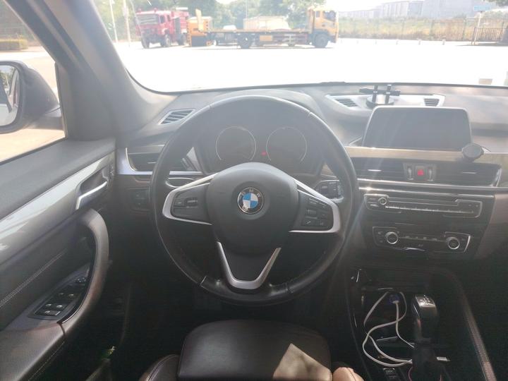 X1 2019 sDrive18Li Exclusive photo 7