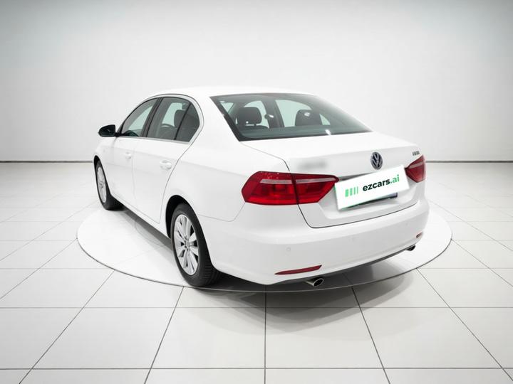 Lavida 2013 Facelift Classic 1.6L AT Comfort photo 4
