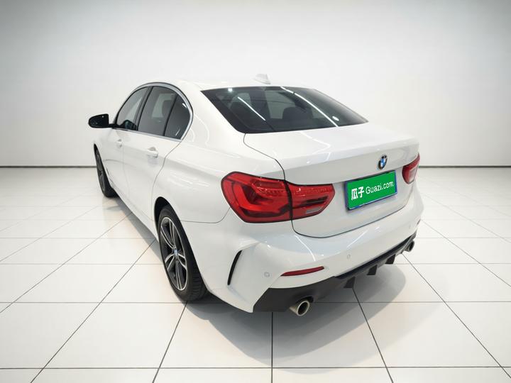 1 Series 2021 Facelift 120i M Sport photo 4