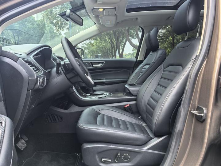 Edge 2016 EcoBoost 245 AWD 7-Seater photo 7