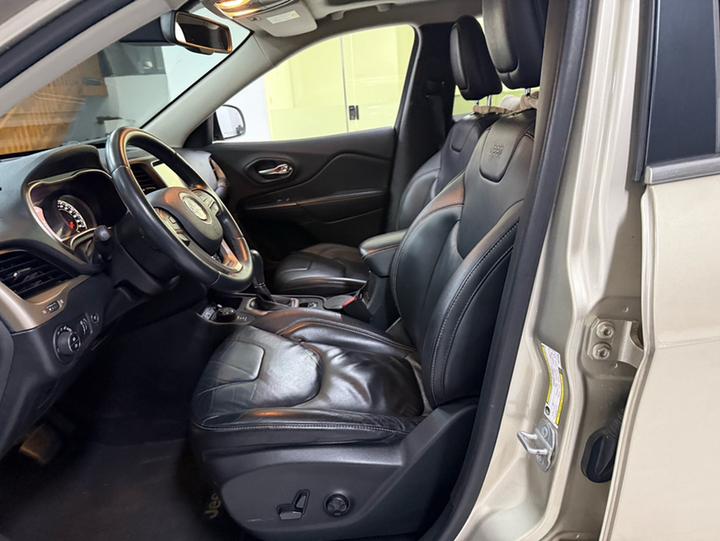 Cherokee Imported 2014 2.4L Luxury photo 7