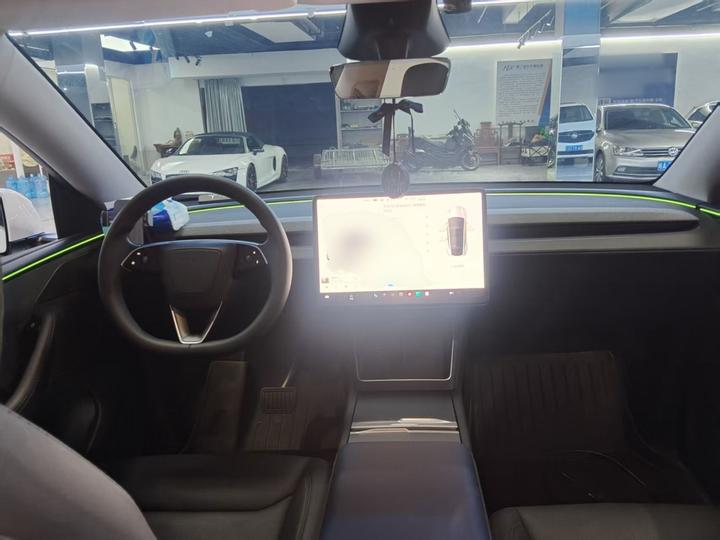 Model Y 2025 Facelift Long Range AWD photo 5