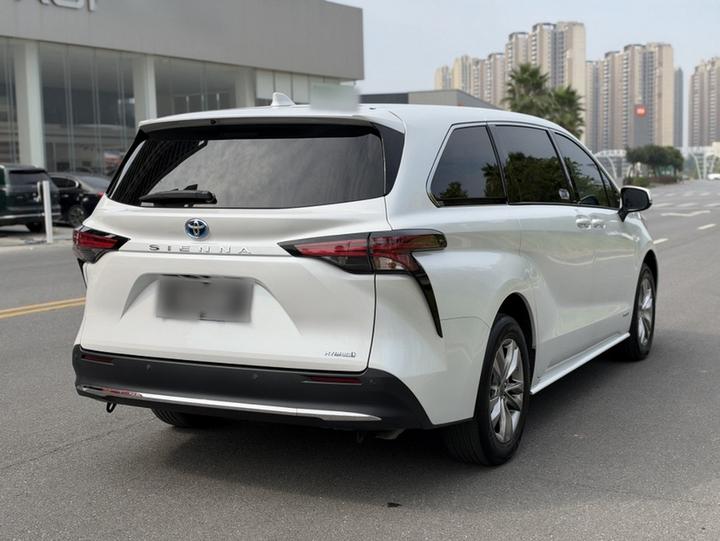 Sienna 2023 2.5L Hybrid Comfort photo 6