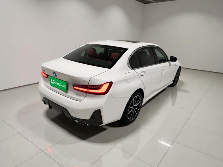 3 Series 2024 320Li M Sport Package photo 4