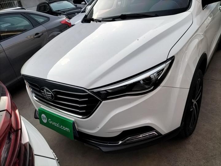 Bestune X40 2017 1.6L MT Luxury photo 2