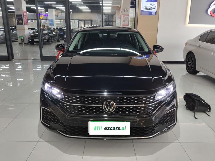 Passat 2023 Facelift 330TSI Elite photo 2